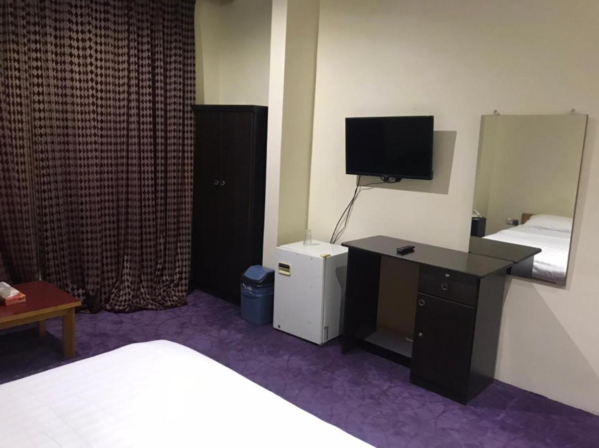 Al Aziziyah Hotel And Suites Khamis Mushait Exterior photo