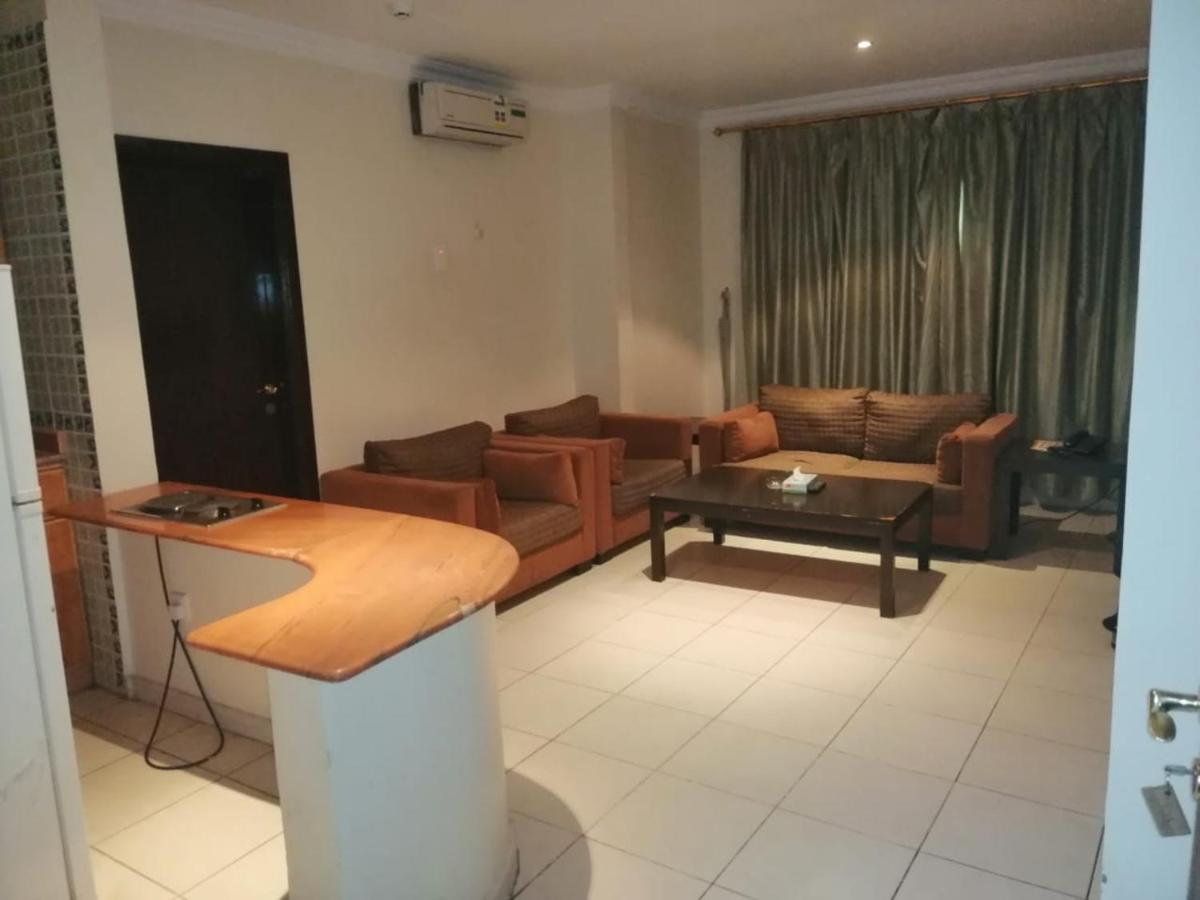 Al Aziziyah Hotel And Suites Khamis Mushait Exterior photo